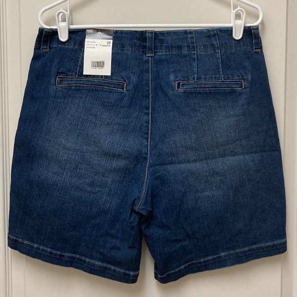 Lee Women's Regular Fit Chino Walkshorts: EXPEDITION: 10:M 7'' Inseam NWT Shorts - Picture 4 of 11